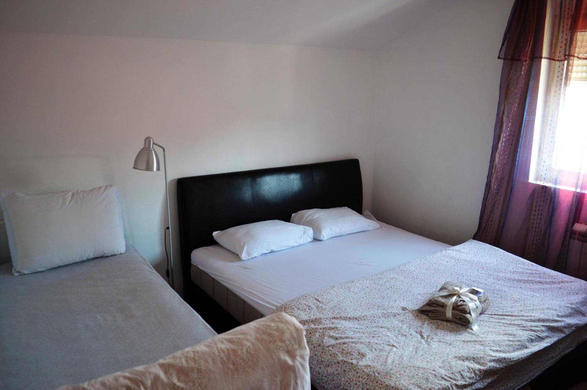 Hotel House Of Peace Podgorica Esterno foto