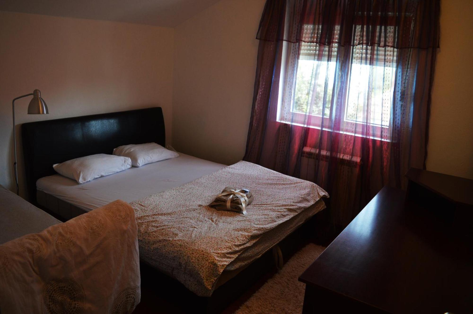 Hotel House Of Peace Podgorica Esterno foto